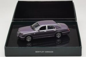 Bentley Arnage T Grey Violet Minichamps 1:43 BL384 Metalli — kuva 4 / 4