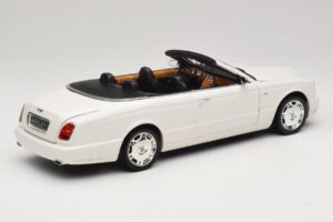 Bentley Azure Glacier White Korvaava Pakkaus Minichamps 1:18 100139502-R1 Metalli — kuva 3 / 8