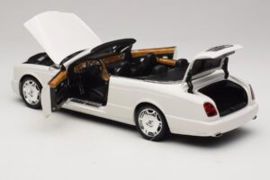 Bentley Azure Glacier White Korvaava Pakkaus Minichamps 1:18 100139502-R1 Metalli — kuva 5 / 8