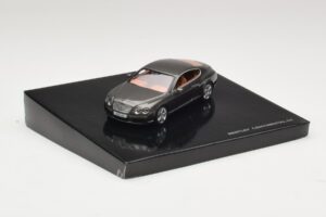 Bentley Continental GT Cypress Green Minichamps 1:43 BL312 Metalli — kuva 2 / 4