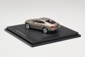 Bentley Continental GT Light Bronze Metallic Minichamps 1:43 BL834 Metalli — kuva 2 / 4
