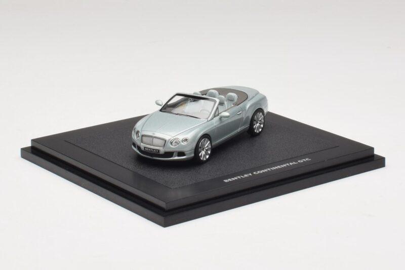 Bentley Continental GTC Light Grey Metallic Minichamps 1:43 BL907 Metalli