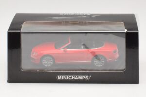 Bentley Continental GTC Speed Punainen Minichamps 1:43 436139061 Metalli — kuva 4 / 4