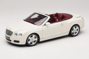Bentley Continental GTC Valkoinen Korvaava Pakkaus Minichamps 1:18 100139032-R1 Metalli