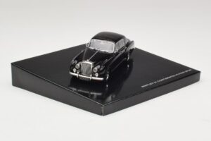 Bentley S1 Continental Flying Spur Musta Minichamps 1:43 BL468 Metalli — kuva 2 / 4