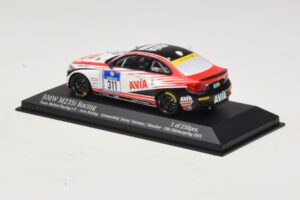 BMW M235i Team Mathol Racing #311 Scherfeld / Duve 24 Hours of Nurburgring 2015 Minichamps 1:43 437152511 Metalli — kuva 3 / 4