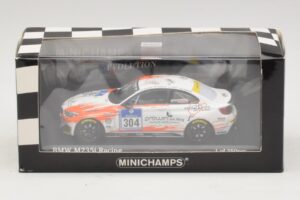 BMW M235i Team Rent2drive #304 Ackermann / Wishkirchen 24 Hours of Nurburgring 2015 Minichamps 1:43 437152504 Metalli — kuva 4 / 4
