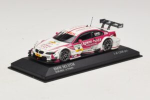 BMW M3 E92 DTM #16 A. Priaulx BMW Team RMG DTM 2013 Minichamps 1:43 410132216 Metalli — kuva 2 / 4