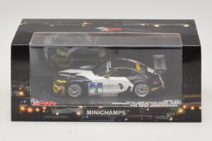 BMW Z4 GT3 Need for Speed Team #4 Hartung / Viebahn 24 Hours of Nürburgring 2011 Minichamps 1:43 437112904 Metalli — kuva 5 / 5