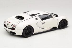 Bugatti Veyron Super Sport Valkoinen Minichamps 1:18 100110844 Metalli — kuva 3 / 8