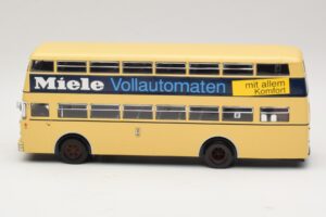 Bussing D2U Heckturen Miele Minichamps 1:43 439071086 Metalli — kuva 3 / 6
