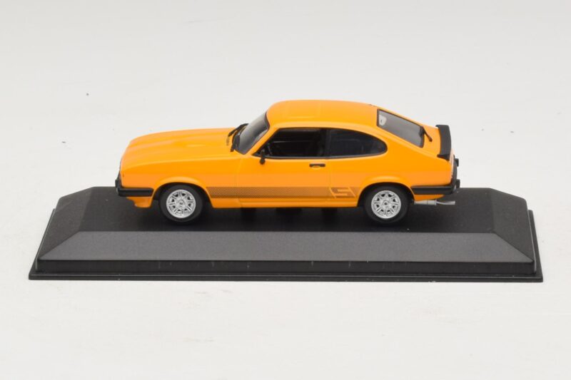 Ford Capri II Signal Orange Minichamps 1:43 Ford Capri II Signal Orange Minichamps 1:43 400081201 Metalli