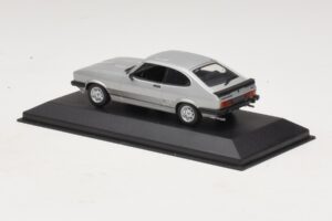 Ford Capri RS Mk1 Hopea Minichamps 1:43 430085804 Metalli — kuva 3 / 4