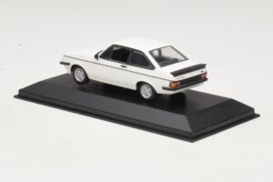 Ford Escort Mk1 TC Valkoinen Minichamps 1:43 400081070 Metalli — kuva 3 / 4