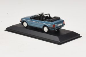 Ford Escort Mk3 Avoauto Sininen Metallinen Minichamps 1:43 400085030 Metalli — kuva 3 / 4