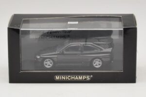 Ford Escort RS Cosworth Musta Metallic Minichamps 1:43 430082106 Metalli — kuva 4 / 4