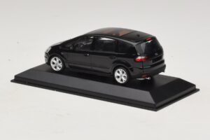 Ford S-Max Musta Metallinen Minichamps 1:43 400085400 Metalli — kuva 3 / 4