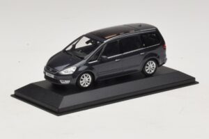 Ford S-Max Dark Grey Metallic Minichamps 1:43 400085400-P1 Metalli — kuva 2 / 4