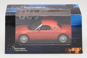 Ford Thunderbird Die Another Day Minichamps 1:43 045132 Metalli — kuva 5 / 5