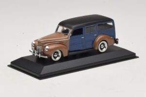 Ford V8 De Luxe Woody Station Wagon Ruskea Sininen Minichamps 1:43 400082112 Metalli — kuva 2 / 4