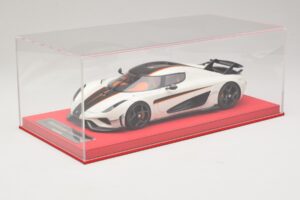 Koenigsegg Regera Valkoinen Mustalla Hiilikuidulla FrontiArt 1:18 REMC043 Hartsi — kuva 6 / 7