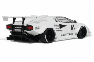 Lamborghini Countach LB-Works Valkoinen GT Spirit 1:18 Z356-WH Hartsi — kuva 2 / 5