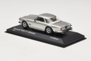 Maserati 5000 GT Allemano Hopea Minichamps 1:43 437123324 Metalli — kuva 3 / 4