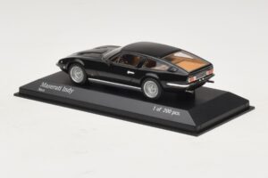 Maserati Indy Musta Minichamps 1:43 437123121 Metalli — kuva 3 / 4