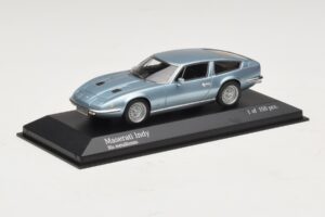 Maserati Indy Blue Metallic Minichamps 1:43 437123122 Metalli — kuva 2 / 4