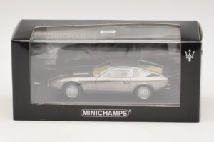 Maserati Khamsin Grey Metallic Minichamps 1:43 437123220 Metalli — kuva 4 / 4