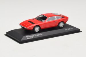 Maserati Khamsin Punainen Minichamps 1:43 437123224 Metalli — kuva 2 / 4