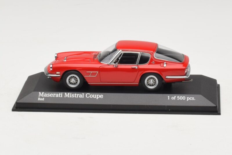 Maserati Mistral Punainen Minichamps 1:43 437123424 Metalli