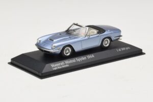 Maserati Mistral Spyder Light Blue Metallic Minichamps 1:43 437123432 Metalli — kuva 2 / 4