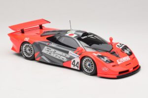 McLaren F1 GTR Lark #44 Tsuchiya / Ayles 24 Hours of Le Mans 1997 Minichamps 1:18 530133744 Metalli — kuva 6 / 8