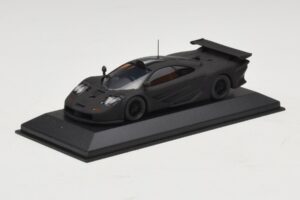 McLaren F1 GTR Longtail Musta Matta 1997 Minichamps 1:43 MCLAREN010 Metalli