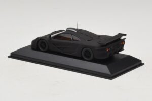 McLaren F1 GTR Longtail Musta Matta 1997 Minichamps 1:43 MCLAREN010 Metalli — kuva 2 / 4