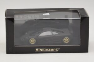 McLaren F1 GTR Prototype Mattamusta Kultaisilla Vanteilla Minichamps 1:43 MCLAREN008 Metalli — kuva 4 / 4
