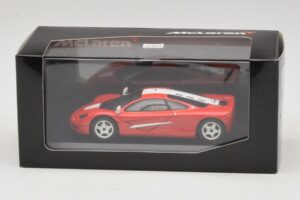 McLaren F1 Punainen Valkoisilla Raidoilla Minichamps 1:43 MCLAREN005 Metalli — kuva 4 / 4