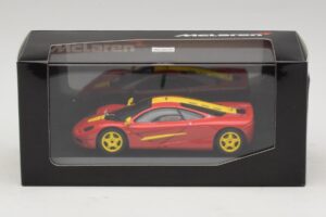 McLaren F1 Punainen Keltaisilla Raidoilla Minichamps 1:43 MCLAREN006 Metalli — kuva 4 / 4