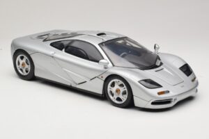 McLaren F1 Hopea Minichamps 1:12 530133123 Metalli — kuva 6 / 8
