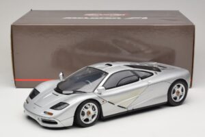 McLaren F1 Hopea Minichamps 1:12 530133123 Metalli — kuva 8 / 8