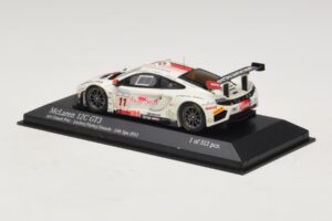 McLaren MP4-12C GT3 #11 Art Grand Prix Leclerc / Parisy 24 Hours of Spa 2013 Minichamps 1:43 437131311 Metalli — kuva 3 / 4