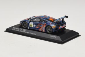 McLaren MP4-12C GT3 #88 Von Ryan Racing Barff / Goodwin 24 Hours of Spa 2013 Minichamps 1:43 437131388 Metalli — kuva 3 / 4
