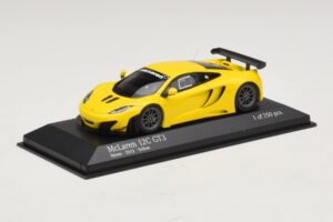 McLaren MP4-12C GT3 Street Keltainen Minichamps 1:43 437121396 Metalli — kuva 2 / 4