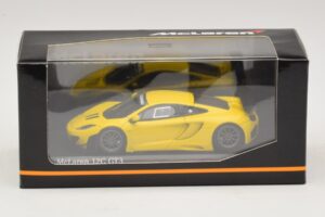 McLaren MP4-12C GT3 Street Keltainen Minichamps 1:43 437121396 Metalli — kuva 4 / 4