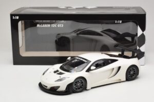 McLaren MP4-12C GT3 Valkoinen 2013 Minichamps 1:18 151121394 Metalli — kuva 6 / 6