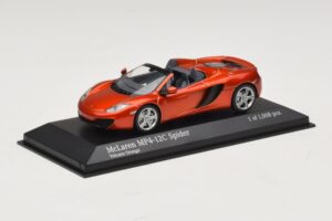 McLaren MP4-12C Spider Oranssi Metallinen Minichamps 1:43 530133030 Metalli — kuva 2 / 4