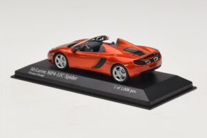 McLaren MP4-12C Spider Oranssi Metallinen Minichamps 1:43 530133030 Metalli — kuva 3 / 4