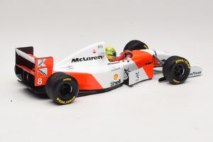 McLaren MP4/8 Ford #8 A. Senna Winner European GP 1993 Minichamps 1:18 540931818 Metalli — kuva 6 / 7