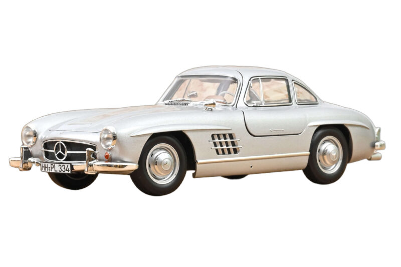 Mercedes 300 SL W198 Gullwing Hopea Norev 1:18 Mercedes 300 SL W198 Gullwing Hopea Norev 1:18 183857 Metalli